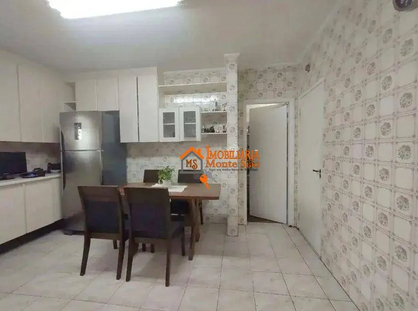 Imagem Sobrado com 3 dormitórios à venda, 188 m² por R$ 690.000 - Ponte Grande - Guarulhos/SP