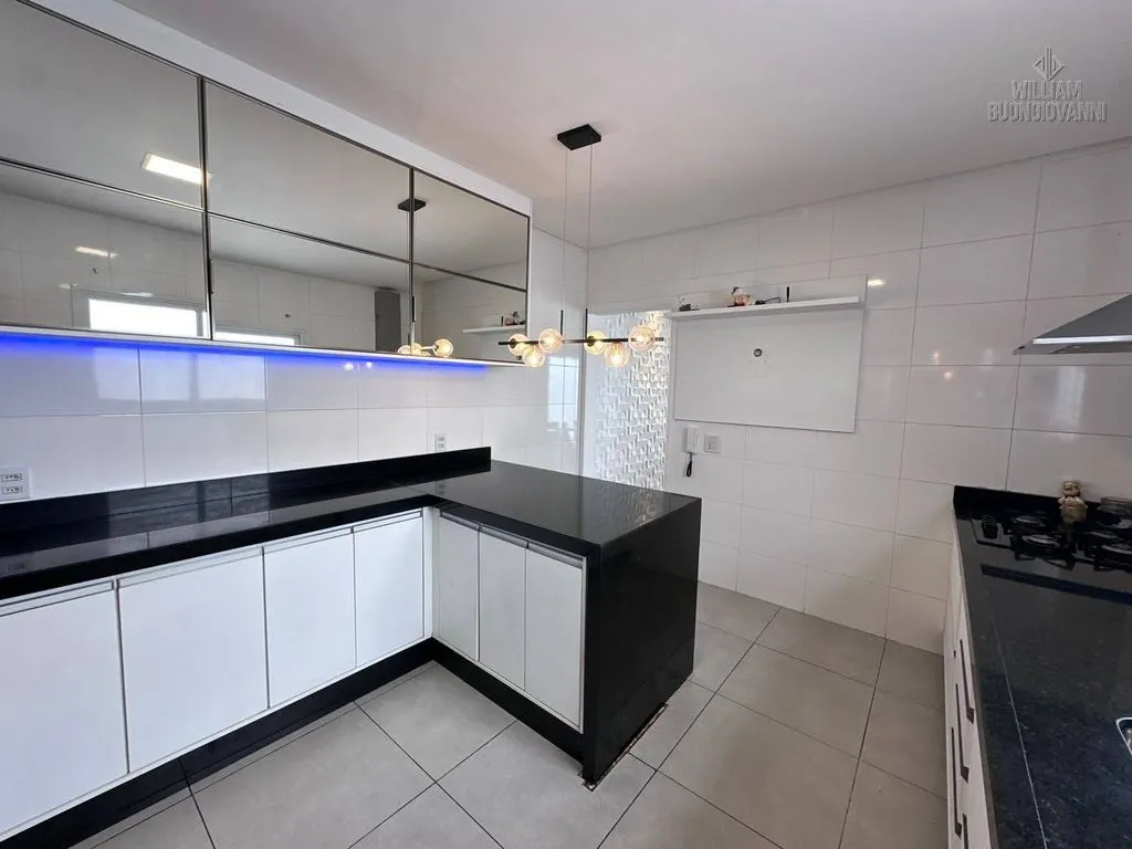 Imagem SOBRADO 3 SUÍTES - CANTO DO FORTE - FINAMENTE DECORADO, PLANEJADO E MOBILIADO