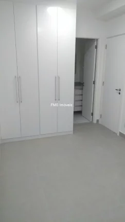 Imagem Apartamento à venda em São Vicente-SP: 2 quartos, 1 suíte, 1 sala, 1 vaga de garagem, 62m² na Cidade Náutica. Venha conferir!