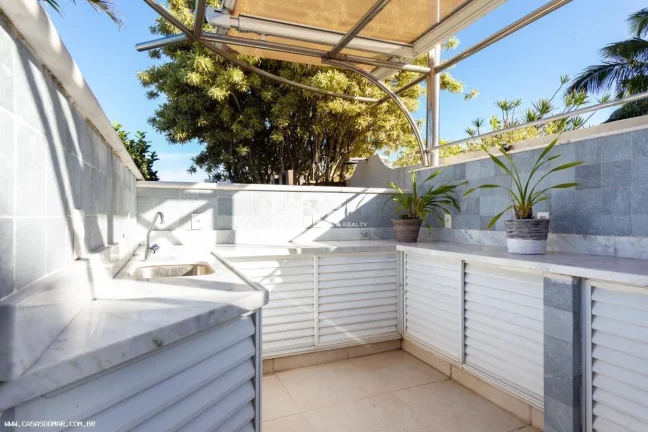 Imagem Casa Frente Mar para Temporada em Armação dos Búzios / RJ no bairro Geribá