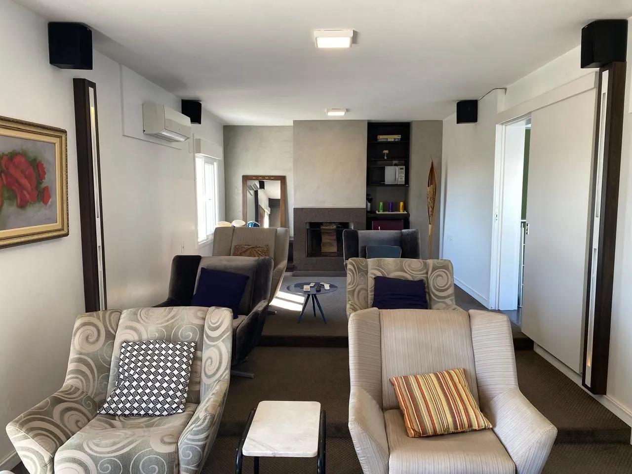 Imagem Casa em Ipanema com 4 Dormitórios sendo 3 Suíte