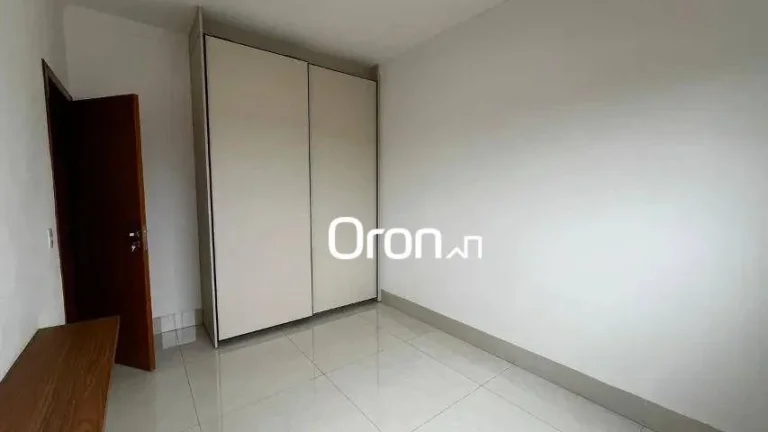 Imagem Sobrado à venda, 170 m² por R$ 990.000,00 - Setor Goiânia 2 - Goiânia/GO