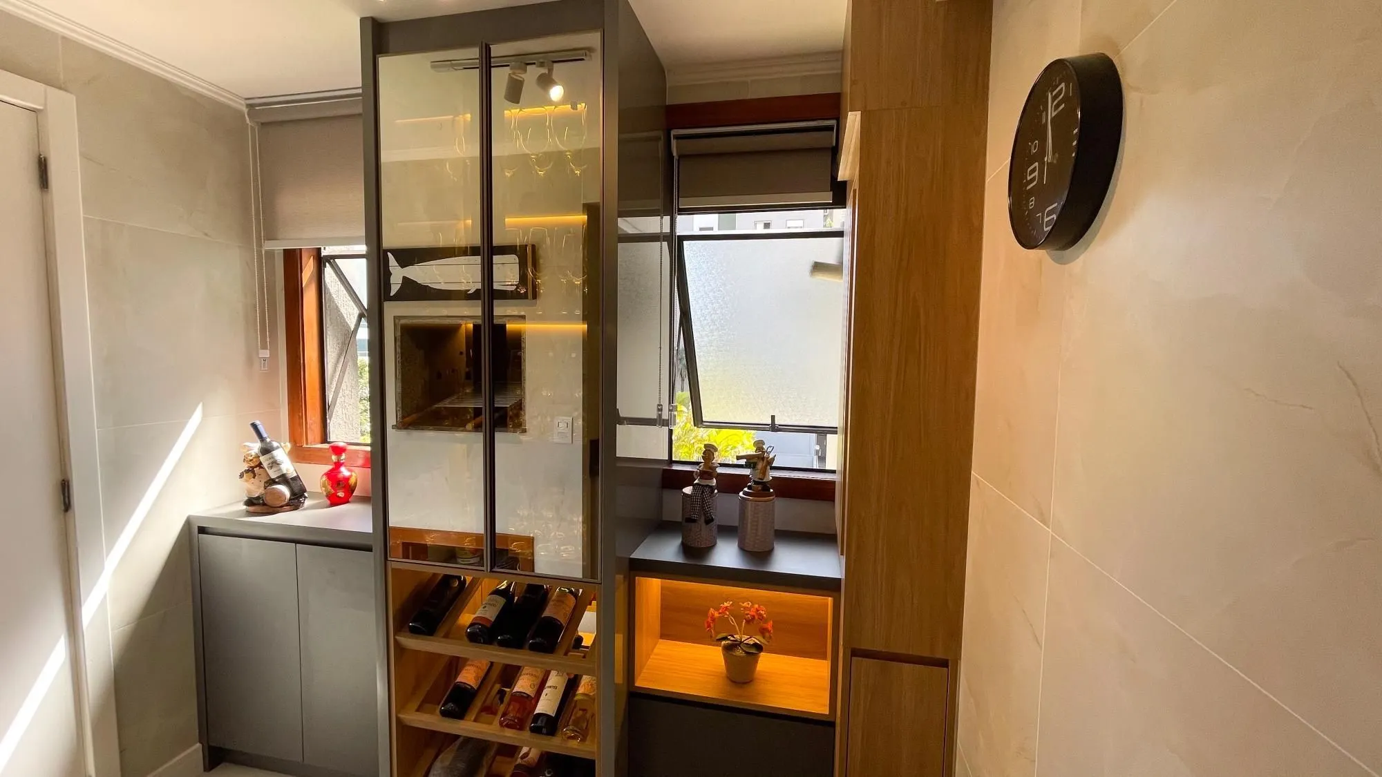 Imagem Vende-se apartamento com 3 quartos (1 suíte), 100m² e 1 vaga - Jardim Europa