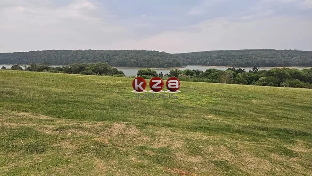 Foto do imóvel Terreno de 2.100 m² à venda no Condomínio Portofino em Piedade-SP: Conquiste seu espaço exclusivo!