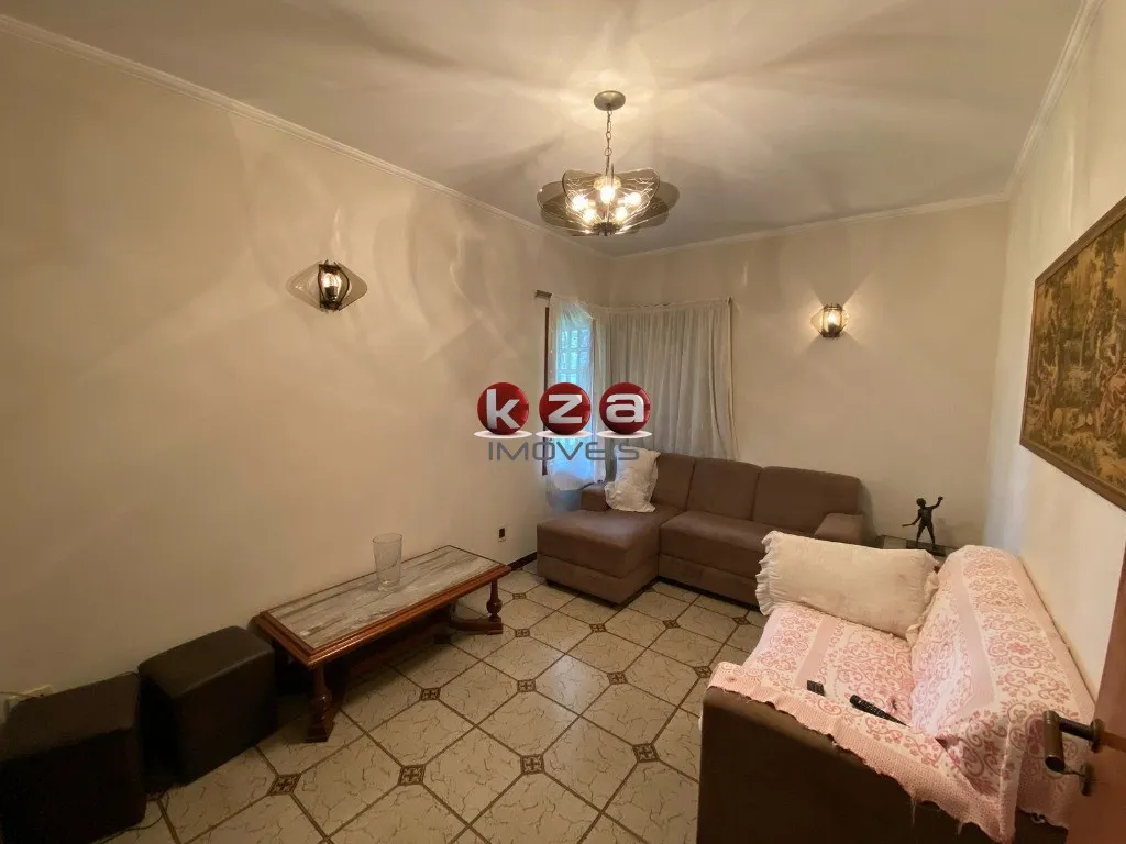 Imagem Chácara de luxo à venda em Valinhos-SP, com 4 quartos, 4 suítes e 15 vagas de garagem!