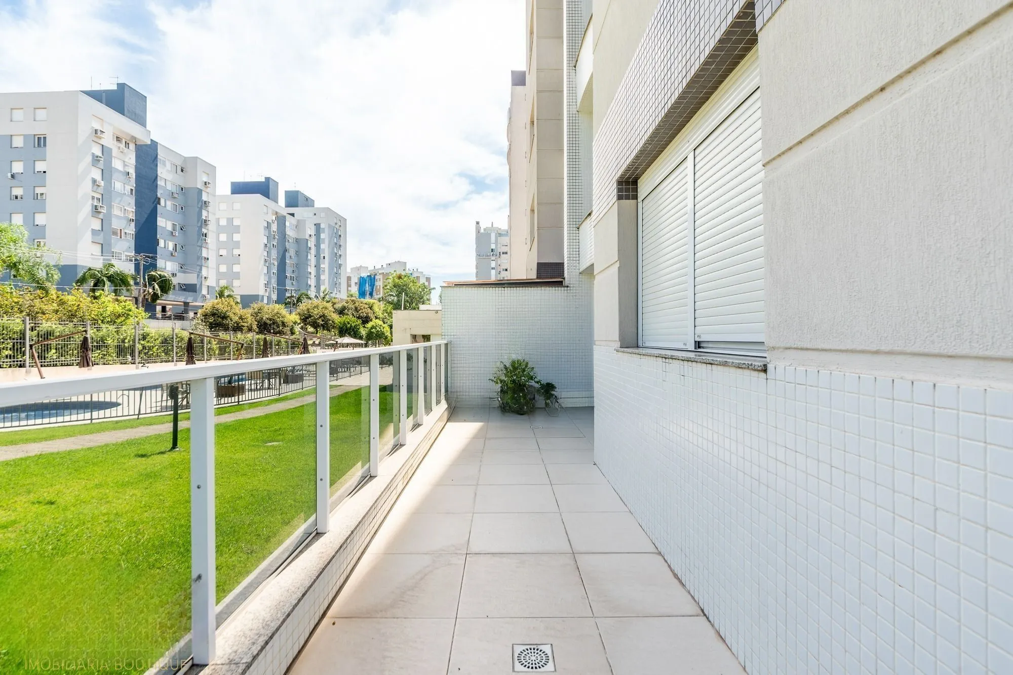Imagem Apartamento Garden à venda com 3 quartos, 108m², 1 suíte, 2 vagas, Avenida Doutor Nilo Peçanha no bairro Chácara das Pedras