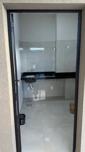 Imagem Sobrado para Venda em Hortolândia, Parque Vasconcellos, 3 dormitórios, 1 suíte, 3 banheiros, 2 vagas