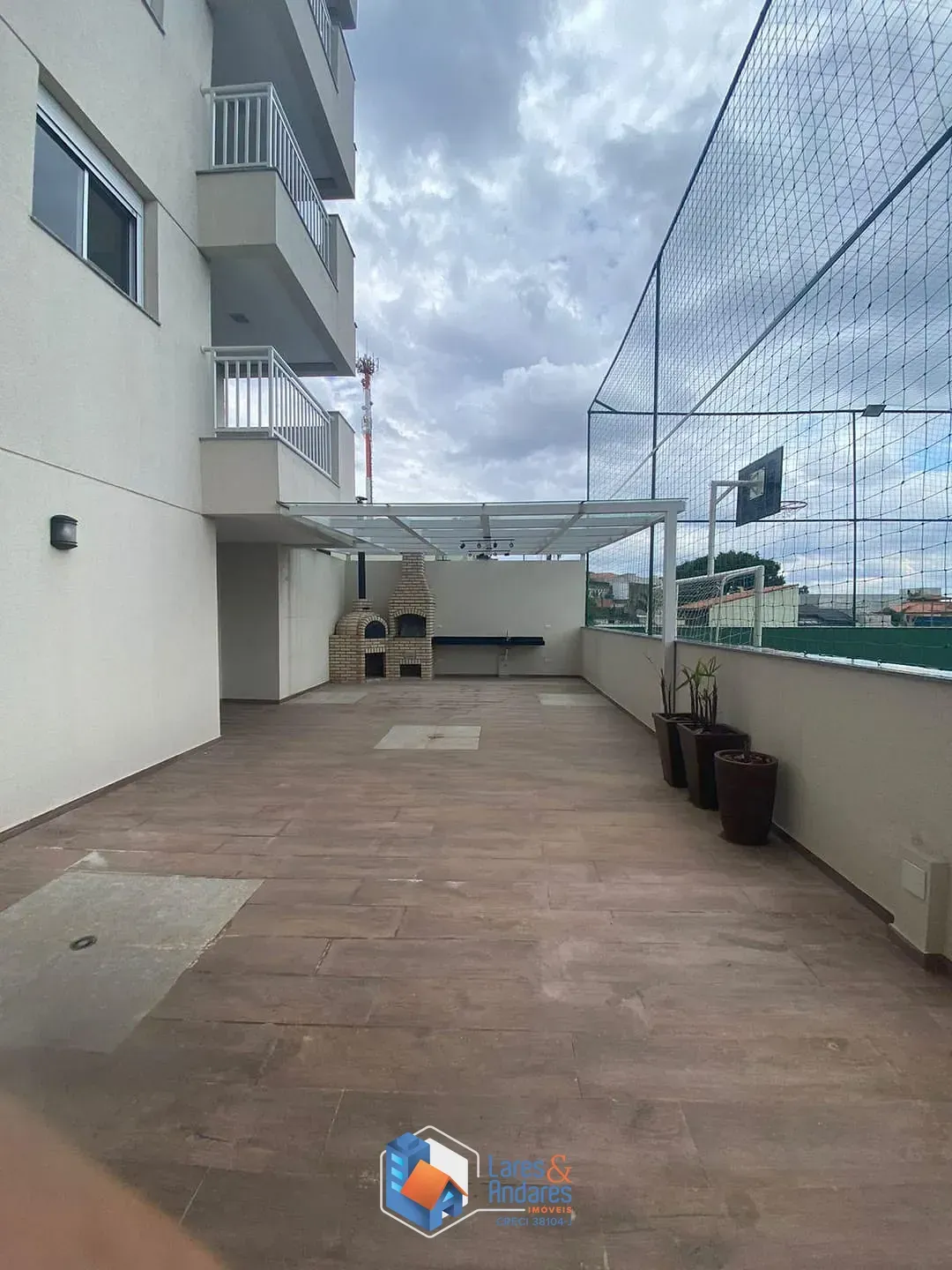 Imagem APARTAMENTO À VENDA COM 60 M², 2 DORMS, COM VARANDA, ÁREA LAZER E 1 VG - SÃO MIGUEL PAULISTA - SP.