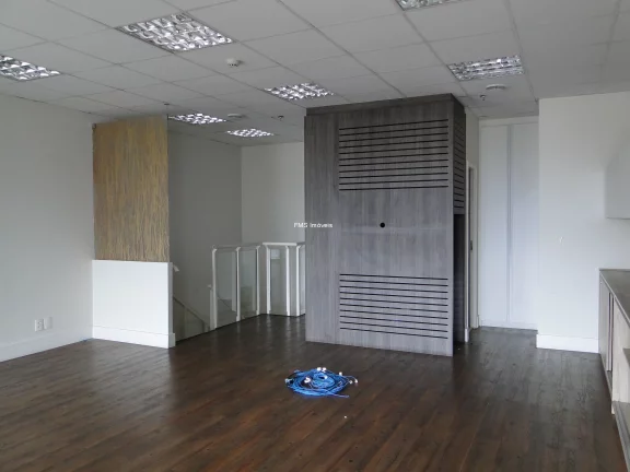 Imagem Conjunto comercial no Brooklin com 120m²