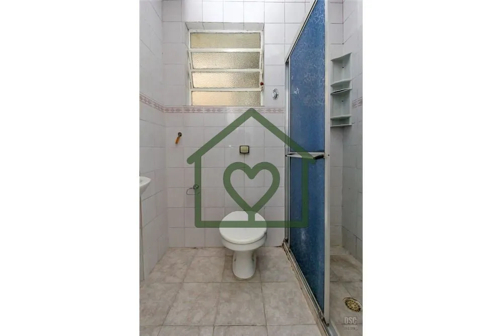 Imagem Apresentamos um encantador apartamento de dois dormitórios localizado no coração do Centro Histó...