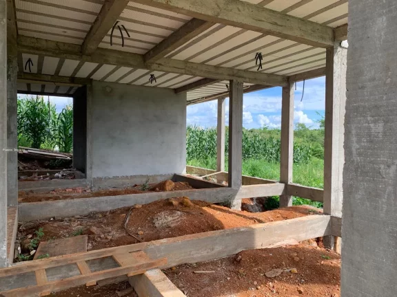 Imagem Casa para Venda em Concórdia, Santa Terezinha, 3 dormitórios, 1 suíte, 2 banheiros, 1 vaga