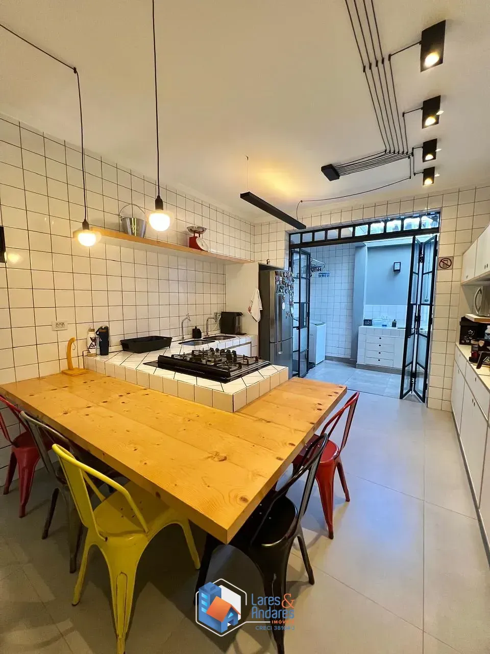 Imagem Sobrado para venda em Parque São Domingos com 3 quartos, sendo 1 suíte, 96m²