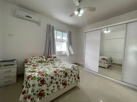 Imagem Sobreposta Duplex 4 suítes, Churrasqueira e Piscina à venda no Boqueirão em Santos