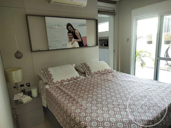 Imagem VENDO AMPLO APTO TÉRREO EM BALNEÁRIO/ESTREITO MOBILIAADO 3 SUÍTES E 2 VAGAS