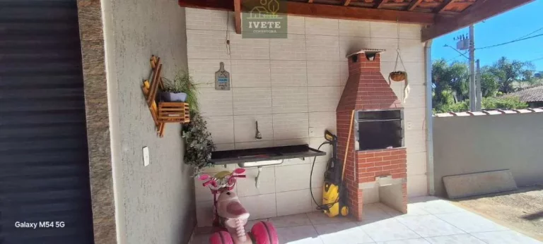 Imagem Socorro SP Casa a Venda Localizada no Bairro do Saltinho 2km da Rodoviária