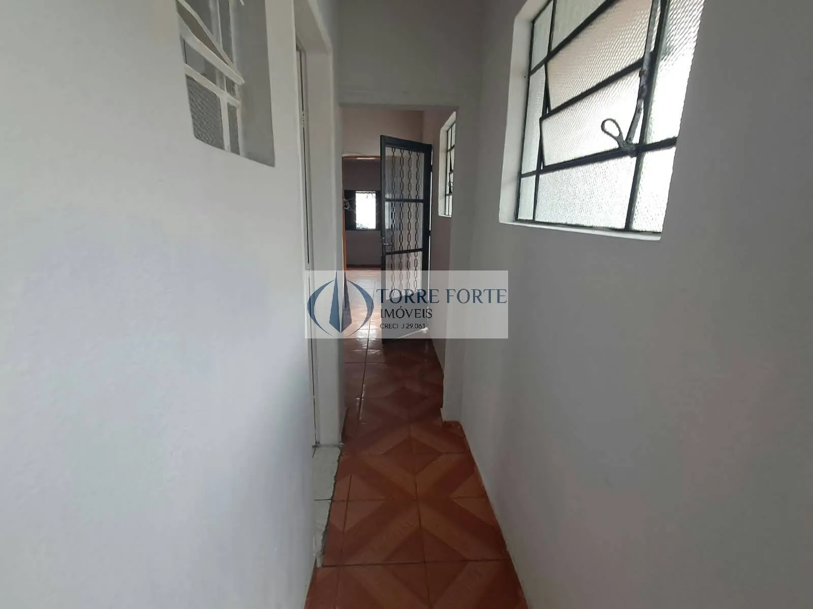 Imagem Casa 2 dormitórios 1 banheiro 4 vagas na Vila Carrão