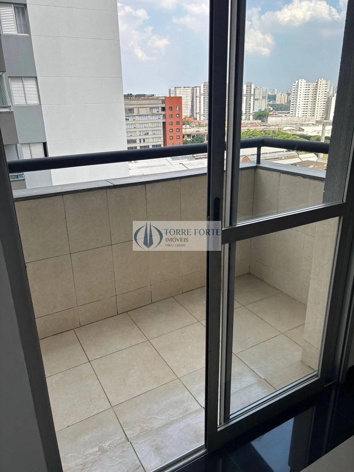 Imagem Ótimo apartamento com 63 m², 3 dormitórios, 1 banheiro, 1 vaga de garagem