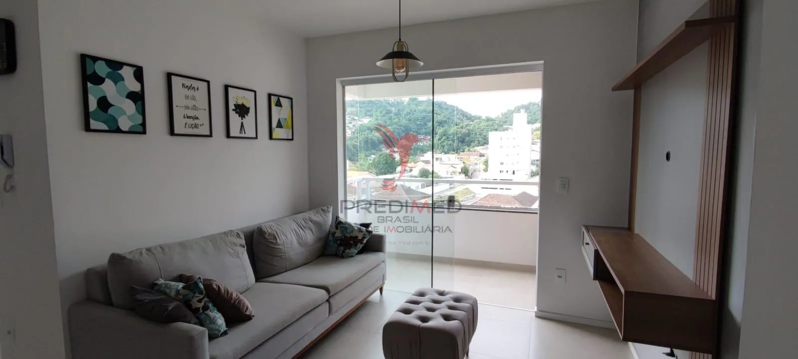 Imagem Apartamento com 2 quartos perto da Vila Germanica com Sacada e Churrasqueira