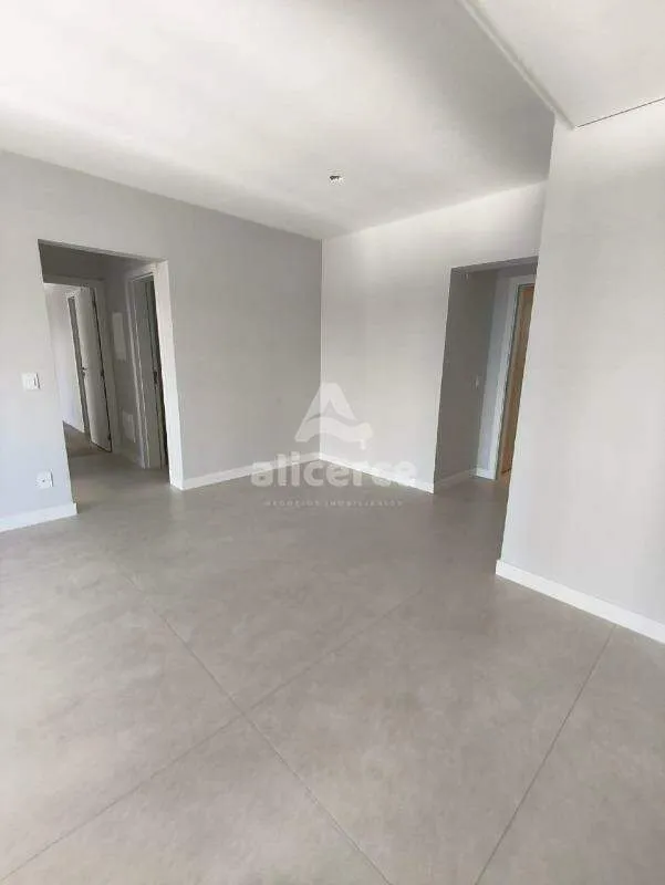 Imagem Apartamento à venda com 2 quartos 1 suíte, 66,23m² em Barreiros São José
