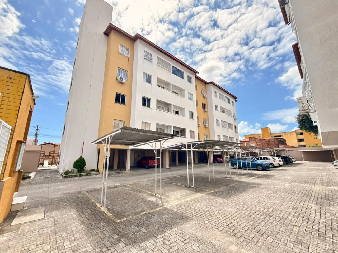 Foto do imóvel Apartamento para Venda em Fortaleza, Presidente Kennedy, 2 dormitórios, 1 banheiro, 1 vaga em Rua Capitão Nestor Góis, 33 - Presidente Kennedy, Fortaleza - CE