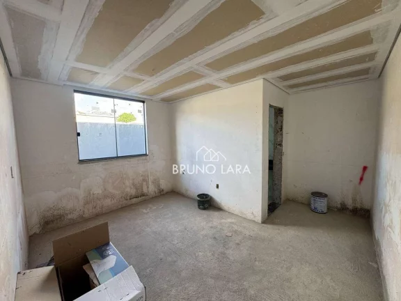 Imagem Casa á venda em Betim MG - Bairro Guarujá Mansões