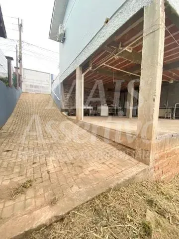 Imagem Ótima casa a venda no bairro Paulista em Campo Bom/RS - 2 vagas de garagem