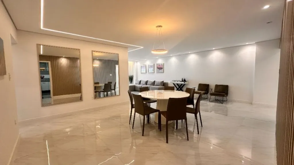 Imagem APARTAMENTO COM 190,00 m² - CANTO DO FORTE - PRAIA GRANDE SP