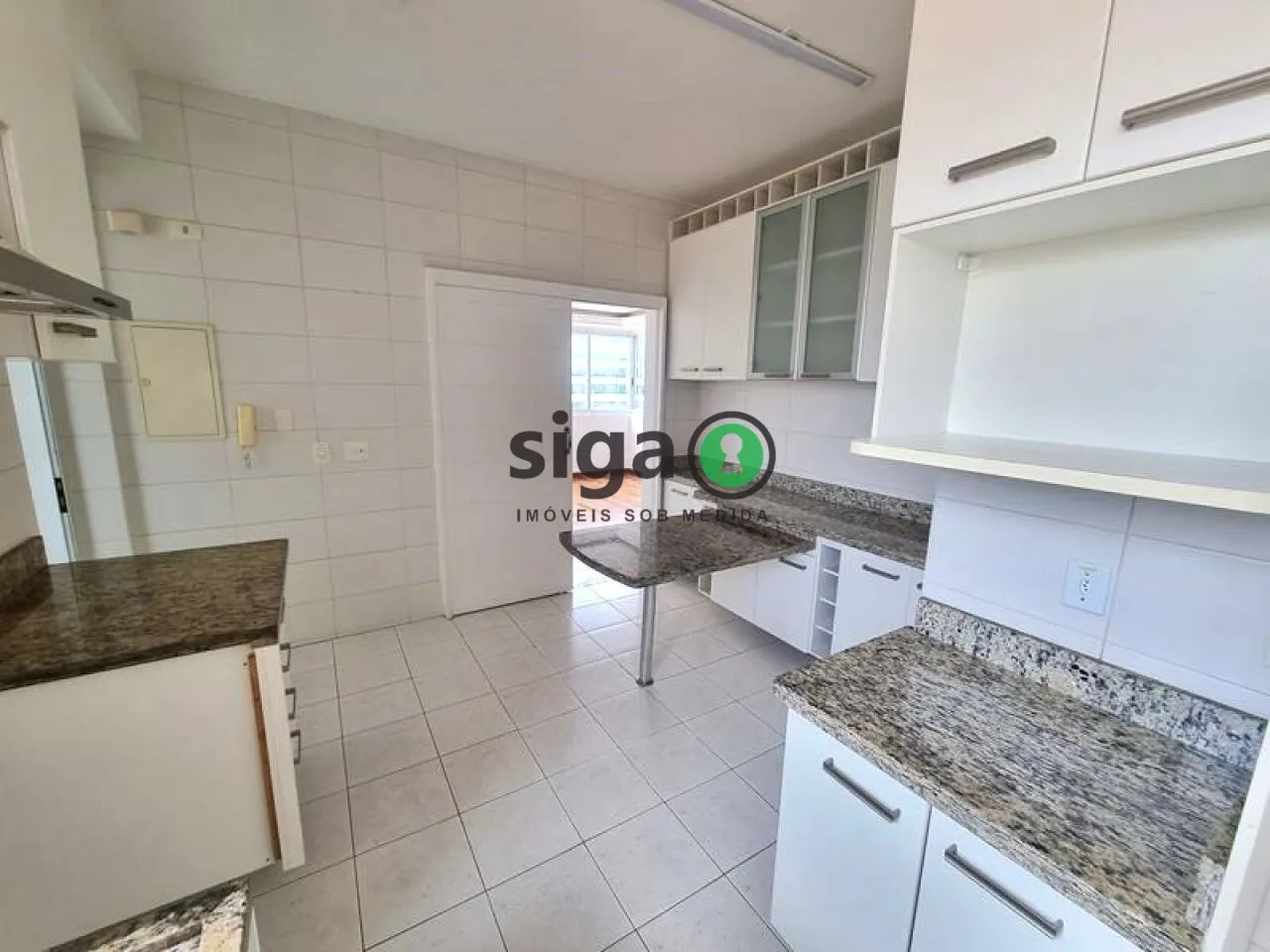 Imagem Apartamento no Brooklin | 205 m² - 3 Suítes - Andar Alto - Hall Privativo