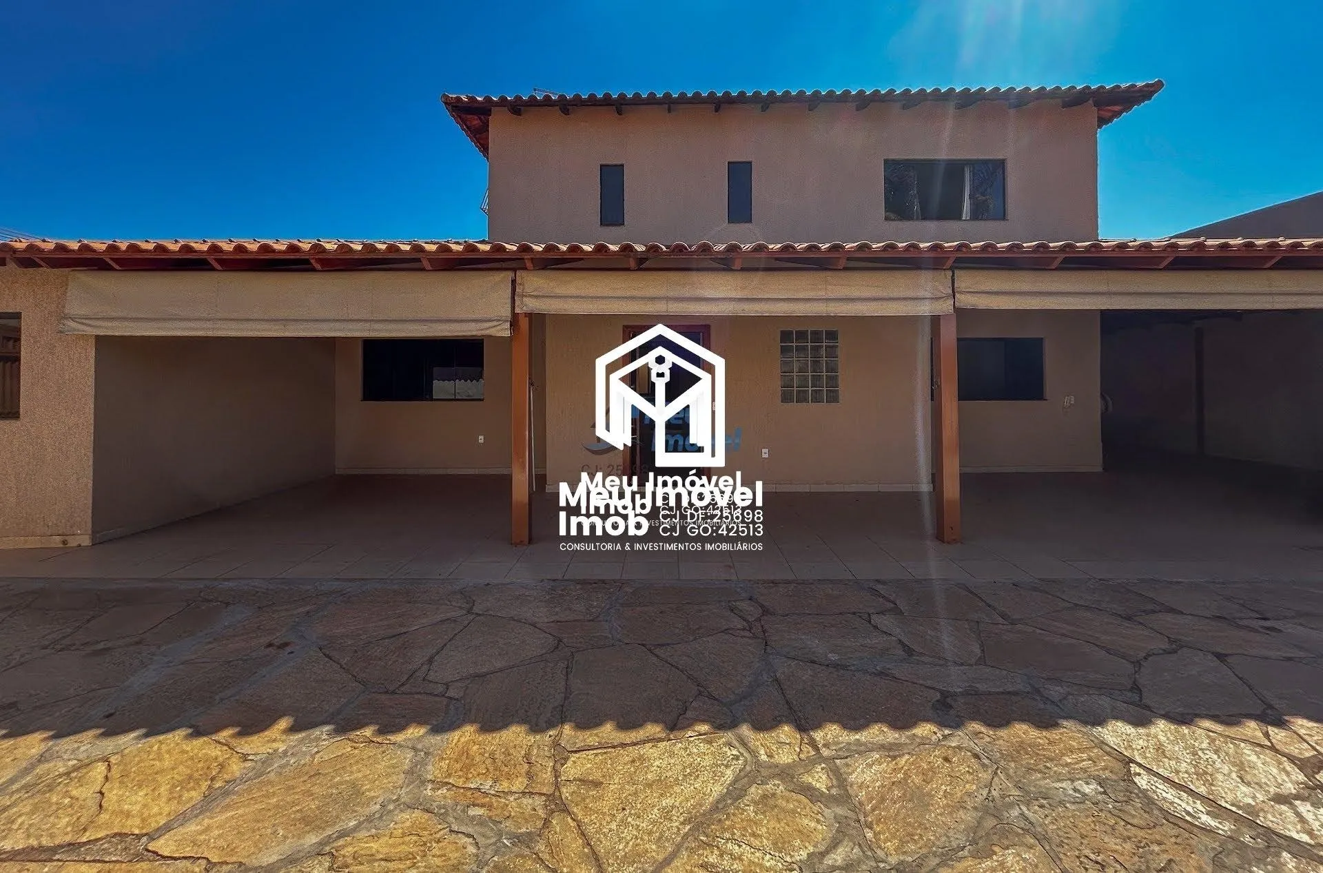 Imagem Casa 4 Quartos 3 Suítes 4 Vagas 360m² Despensa Vicente Pires