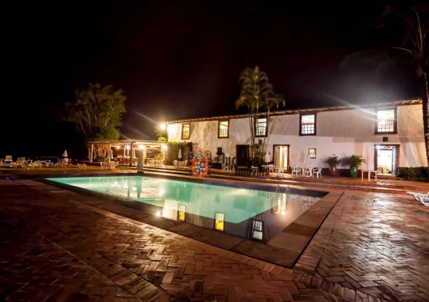 Imagem Hotel com 31 dormitórios à venda, 4061 m² por R$ 9.900.000,00 - Santa Branca - Santa Branca/SP