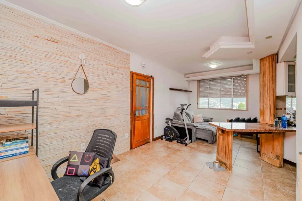 Apartamento 2 dorms, altar alto, 1 vaga de garagem coberta, à venda Rua Catumbi, Medianeira - Porto Alegre