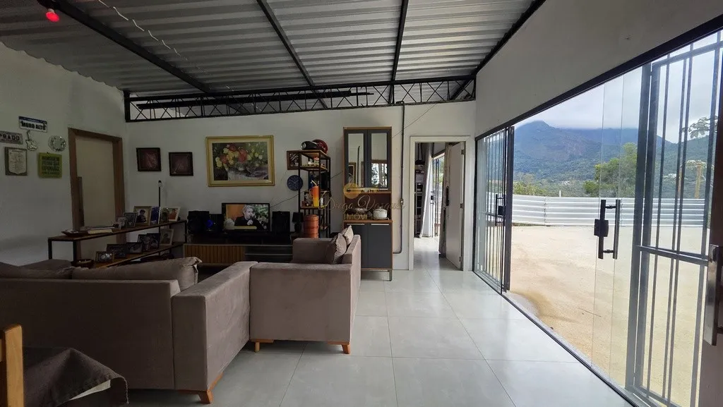 Imagem Casa em Condomínio para Venda em Teresópolis / RJ no bairro Posse