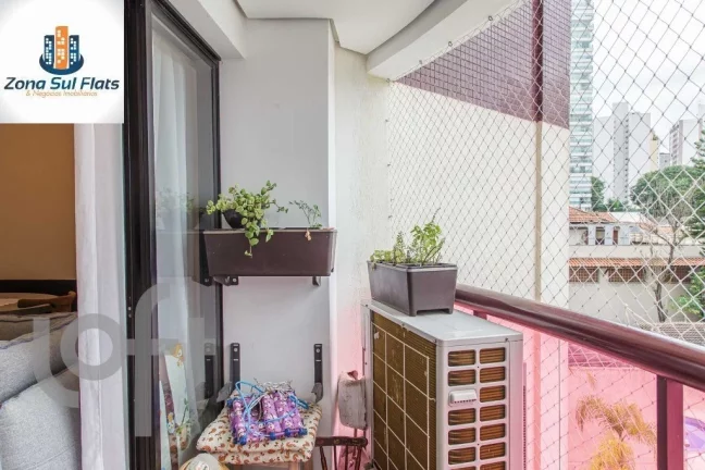 Foto do imóvel Apartamento à Venda Na Vila Mariana Com 3 Dormitórios Sendo 1 Suíte e 2 Vagas em RUA CARAVELAS