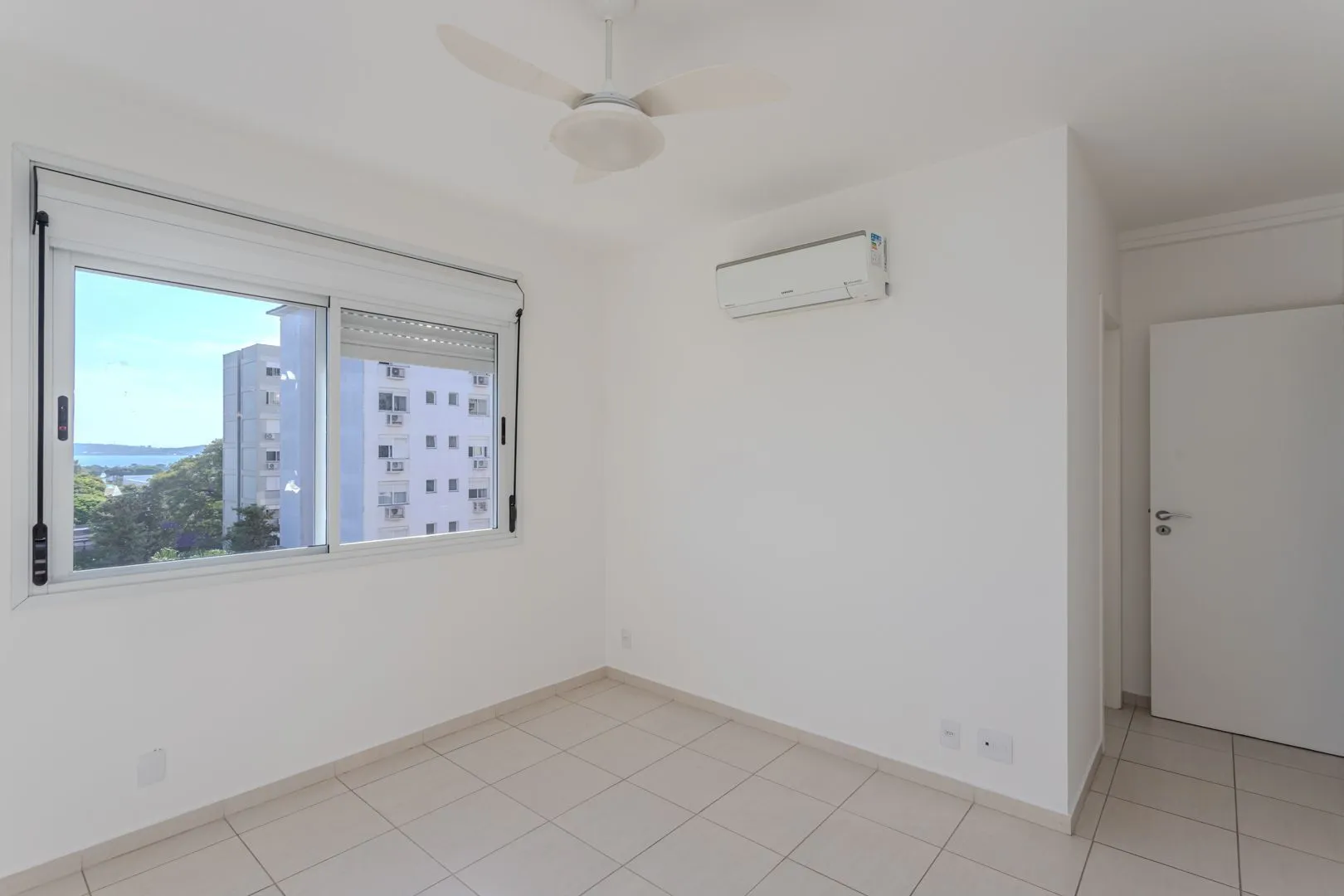 Imagem Apartamento de 3 dormitórios vaga e infra DESOCUPADO
