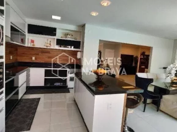 Imagem CASA - 4 DORMITORIOS - 2 VAGAS - LOCACAO - PRAIA BRAVA - ITAJAI/SC