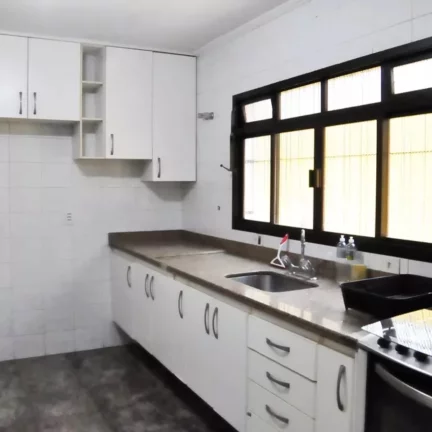 Imagem LINDA E AMPLA CASA DE 203M², EM EXCELENTE LOCALIZAÇÃO DO PARQUE SÃO DOMINGOS!!