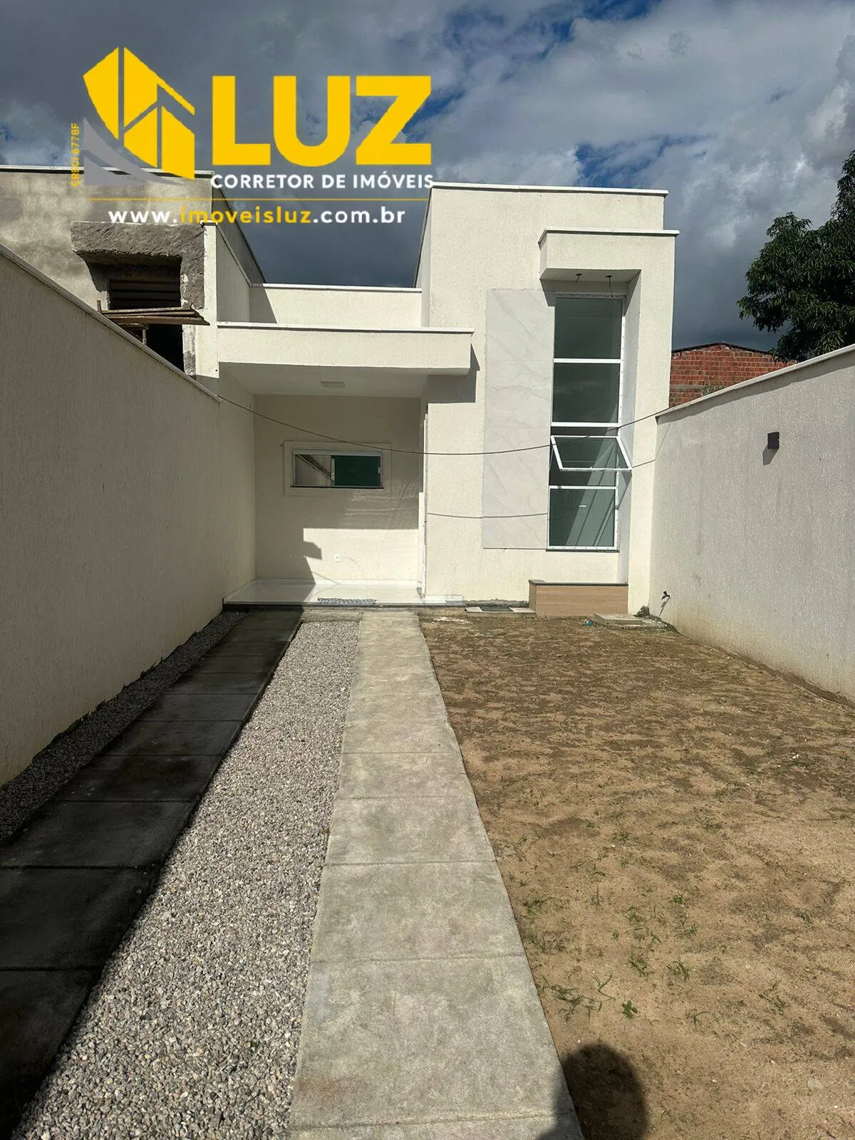 Foto do imóvel Casa Plana 3 quartos, 95m² à venda no melhor da Pajuçara em Maracanaú
