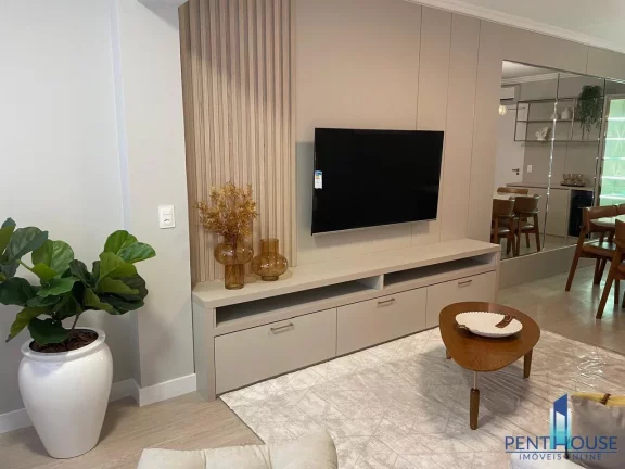 Imagem Apartamento Quadra Mar para Venda em Balneário Camboriú, CENTRO, 2 dormitórios, 1 suíte, 2 banheiros, 1 vaga