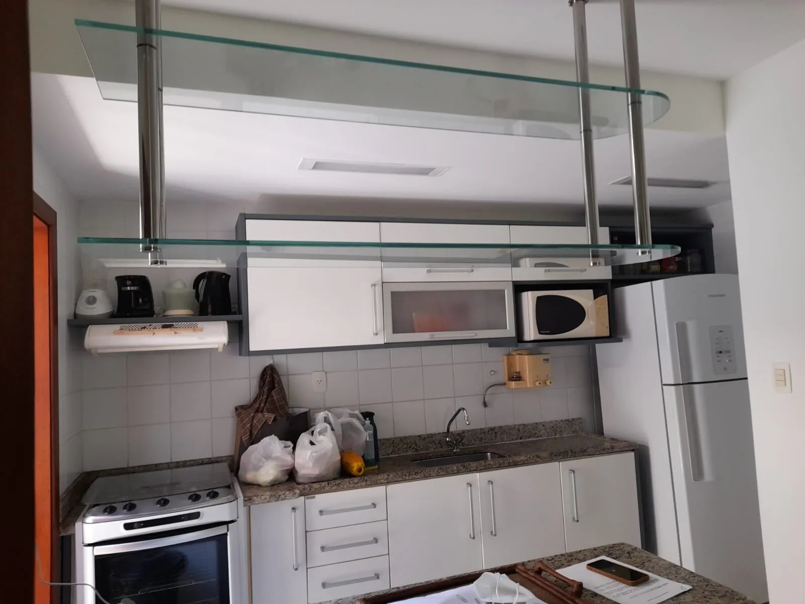 Imagem Apartamento duplex com 3 dormitórios em Praia do Forte.