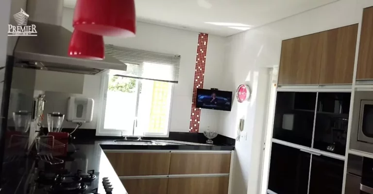 Imagem LINDÍSSIMA CASA À VENDA NO VILLAGGE MEDEIROS - PROJETADA POR DESIGNER DE INTERIORES