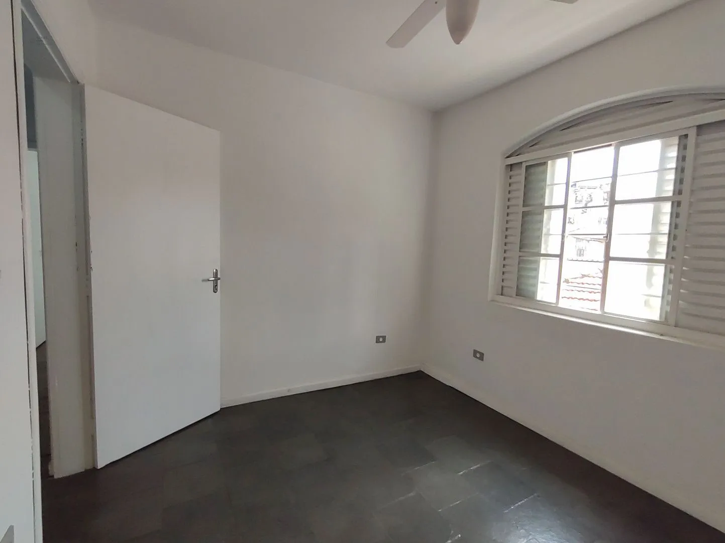 Imagem Sobrado Comercial na Pompeia, 90 m² com 2 Vagas