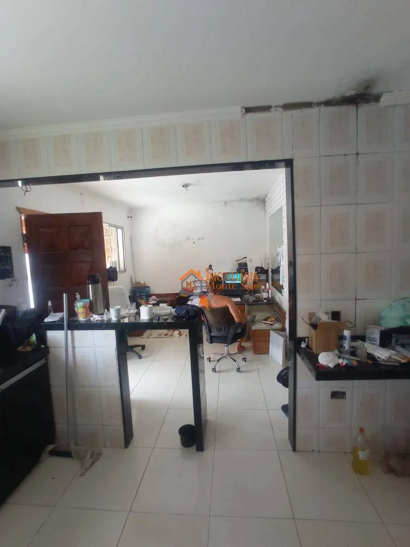 Imagem Casa com 3 dormitórios à venda por R$ 750.000,00 - Gopoúva - Guarulhos/SP