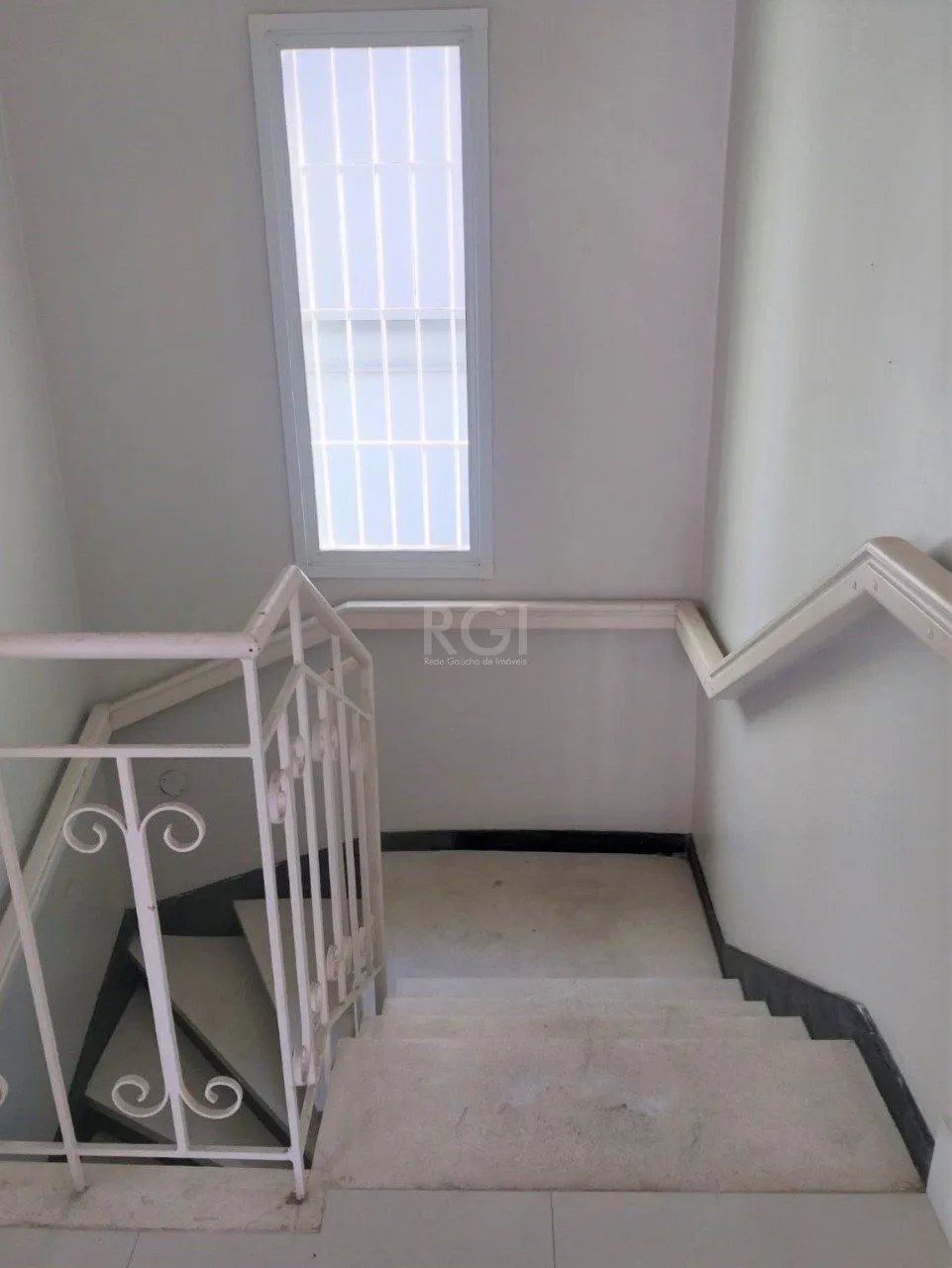 Imagem Casa Comercial para Venda - 250m², 0 dormitórios, 10 vagas - Glória