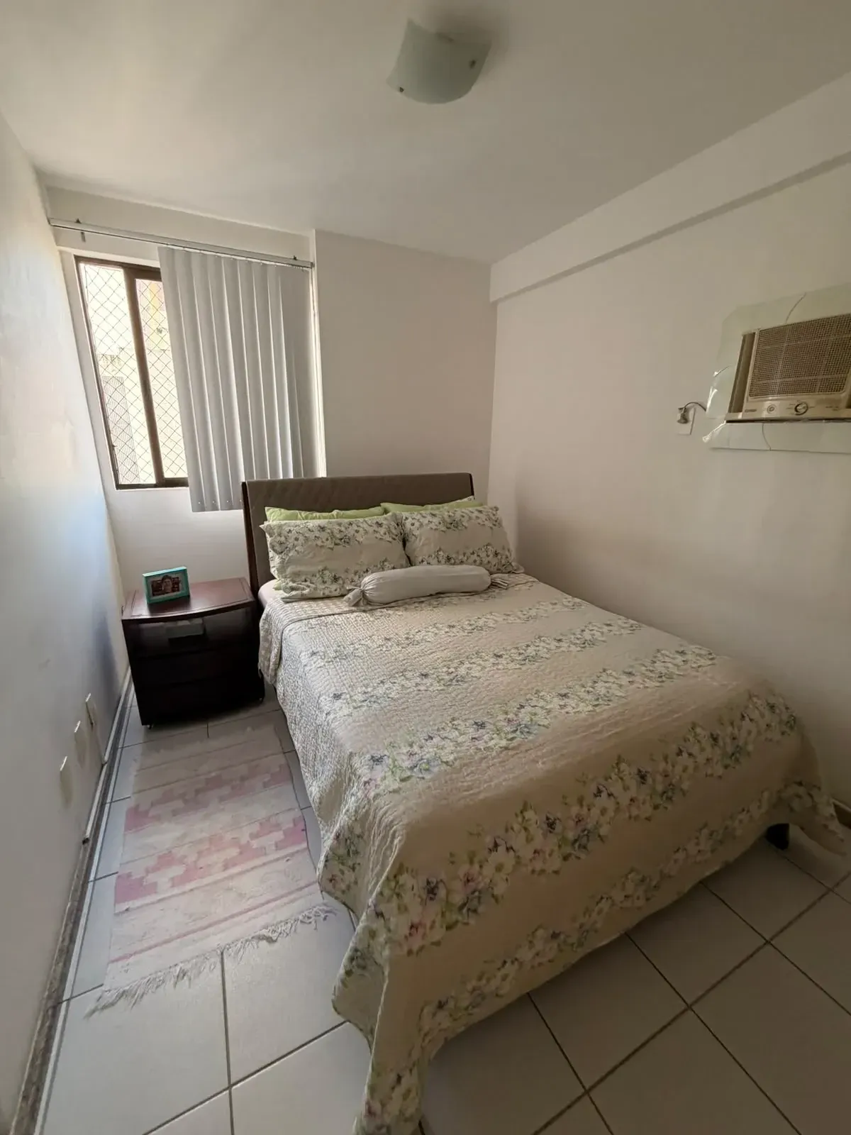 Imagem Apartamento com 3 Quartos à Venda, 70 m² em Madalena - Recife