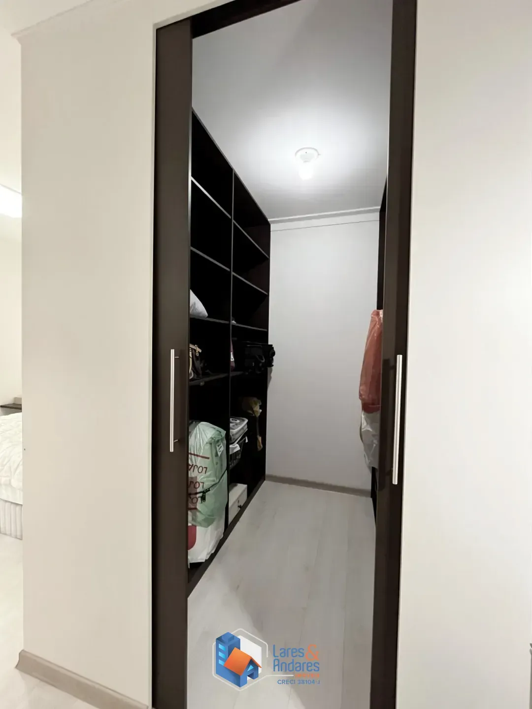Imagem Apartamento para venda em Aclimação com 3 quartos, sendo 3 suítes, 198m²