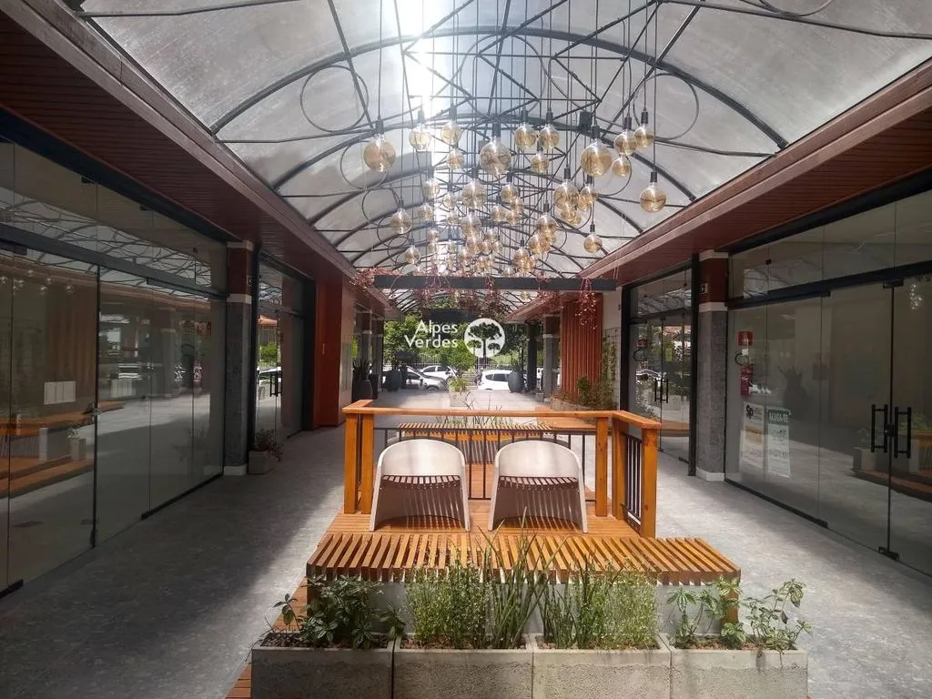 Imagem Vende-se sala comercial no centro de Canela- 68m2- Valor R$800,00