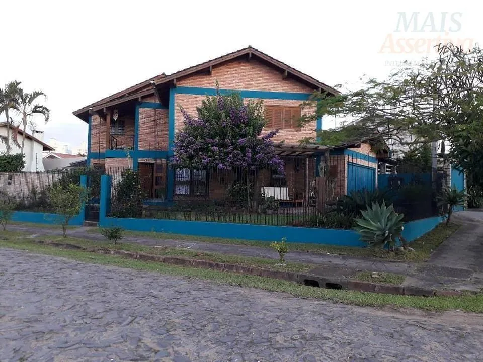 Sobrado para Venda em São Leopoldo / RS