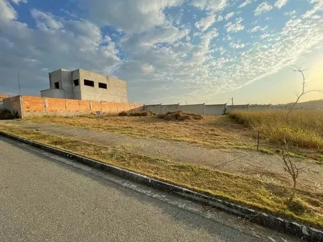 Imagem Terreno à venda 621M², Abaete, Taubaté - SP