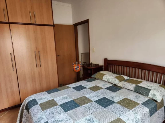 Imagem Chácara com 3 dormitórios à venda, 1704 m² por R$ 669.000,00 - Vila Velha - Caçapava/SP