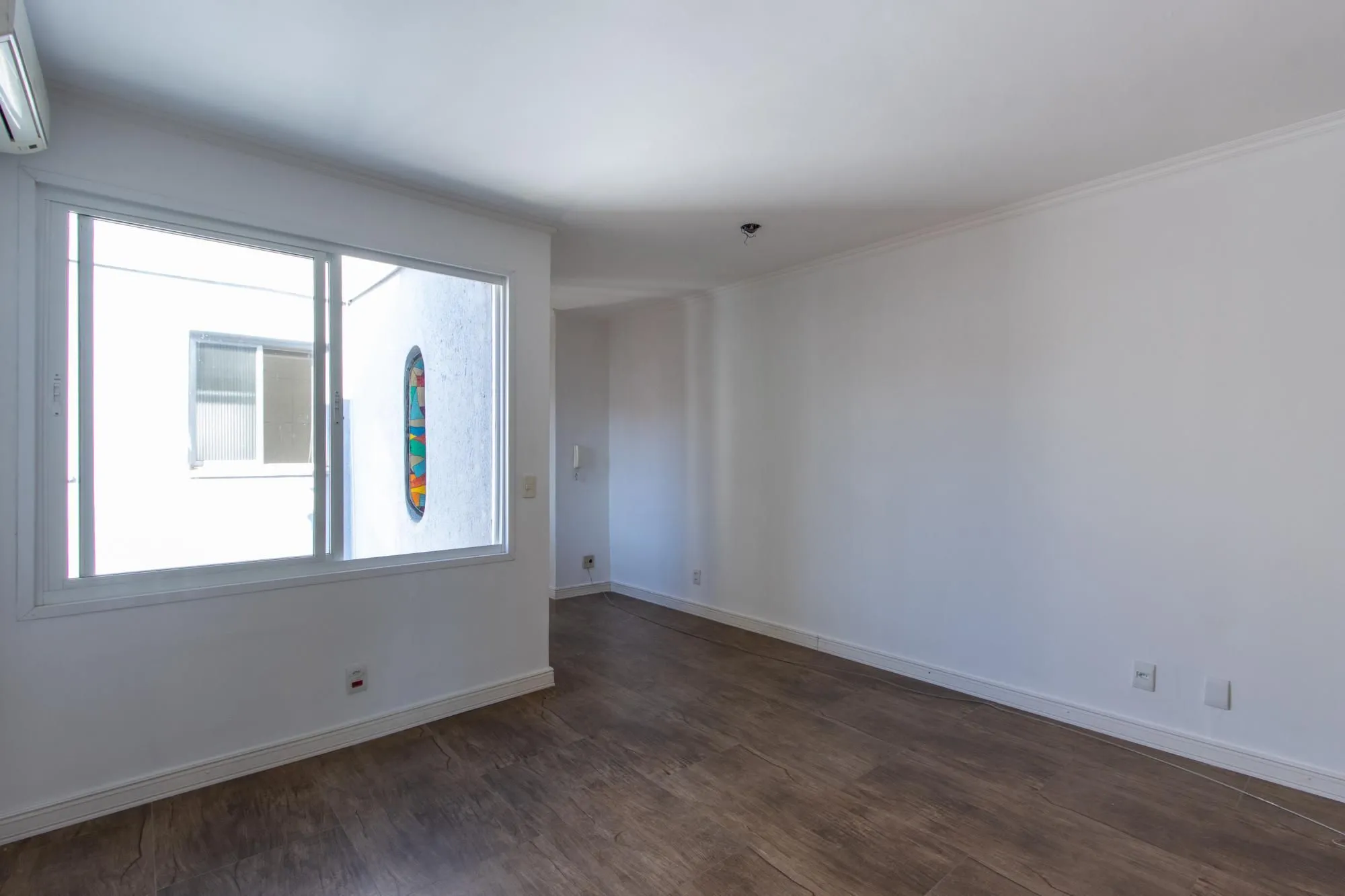 Imagem Apartamento com 2 dormitórios com 74m² e 1 vaga e no Menino Deus